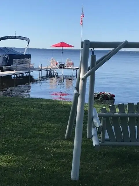 8021 E Houghton Lake Drive, Houghton Lake, MI 48629 - #2