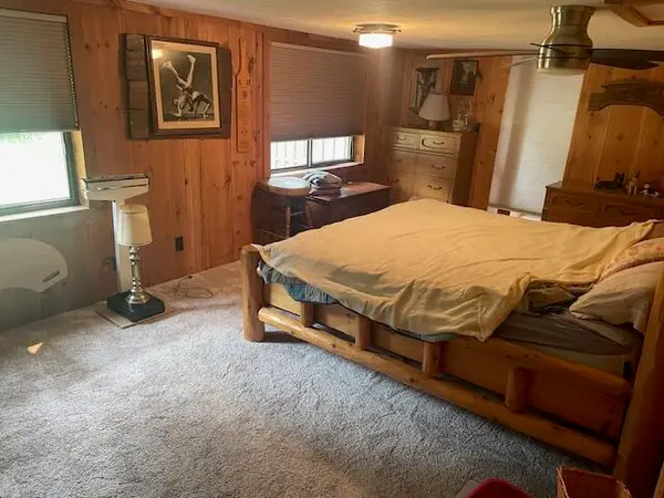 7484 E Houghton Lake Drive, Houghton Lake, MI 48629