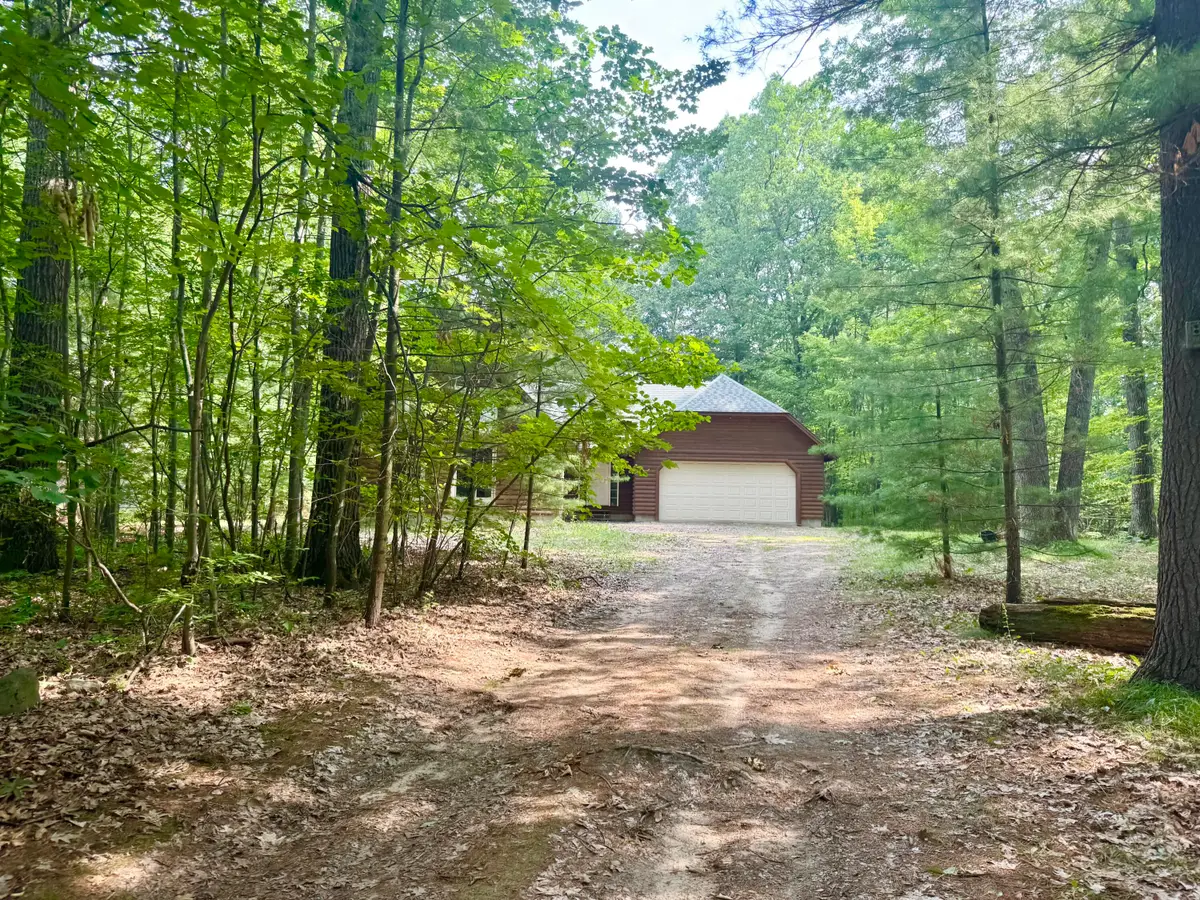 107 Teaberry Lane, Houghton Lake, MI 48629 - #1