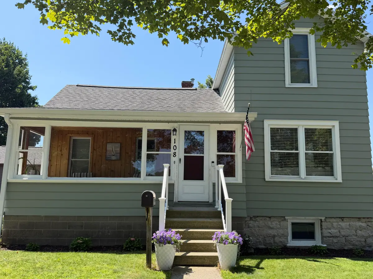 108 E Baldwin Street, Alpena, MI 49707 - #1