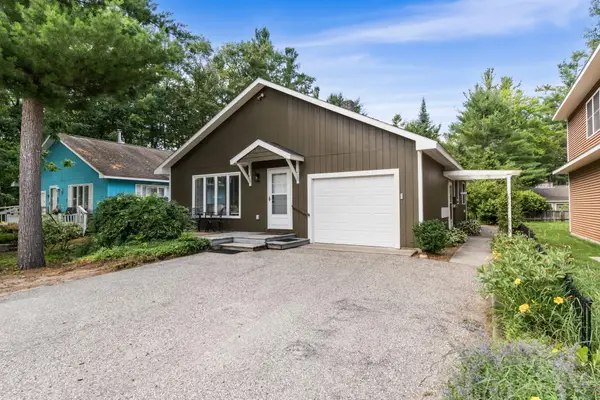 6540 Holden Road, Indian River, MI 49749