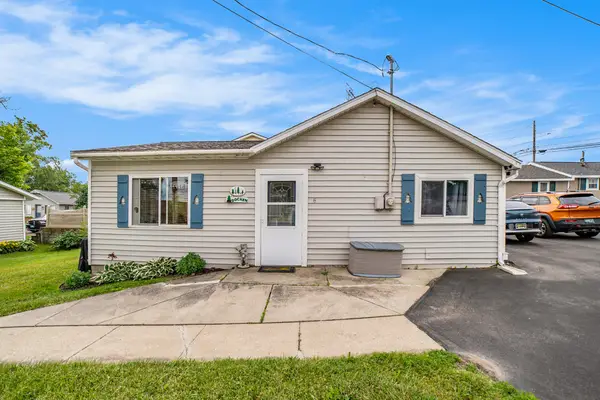 6366 W Houghton Lake Drive, Houghton Lake, MI 48629