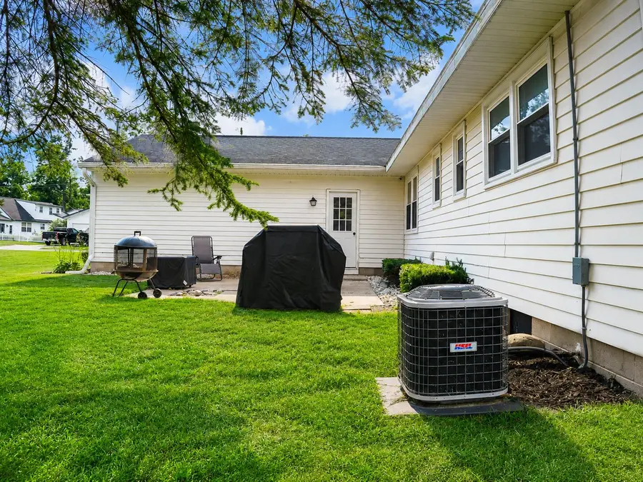 401 S Maple Avenue, Gaylord, MI 49735 - #3