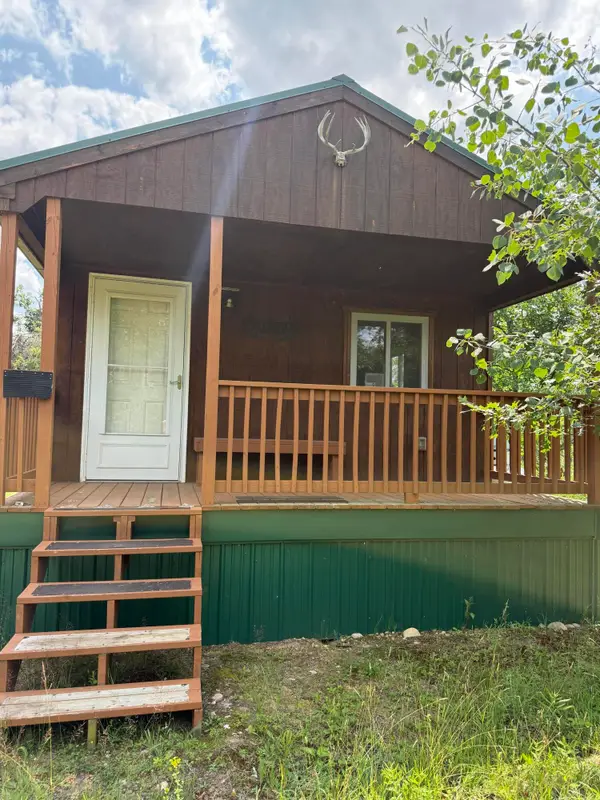 40 AC Kizy Lane, Atlanta, MI 49709