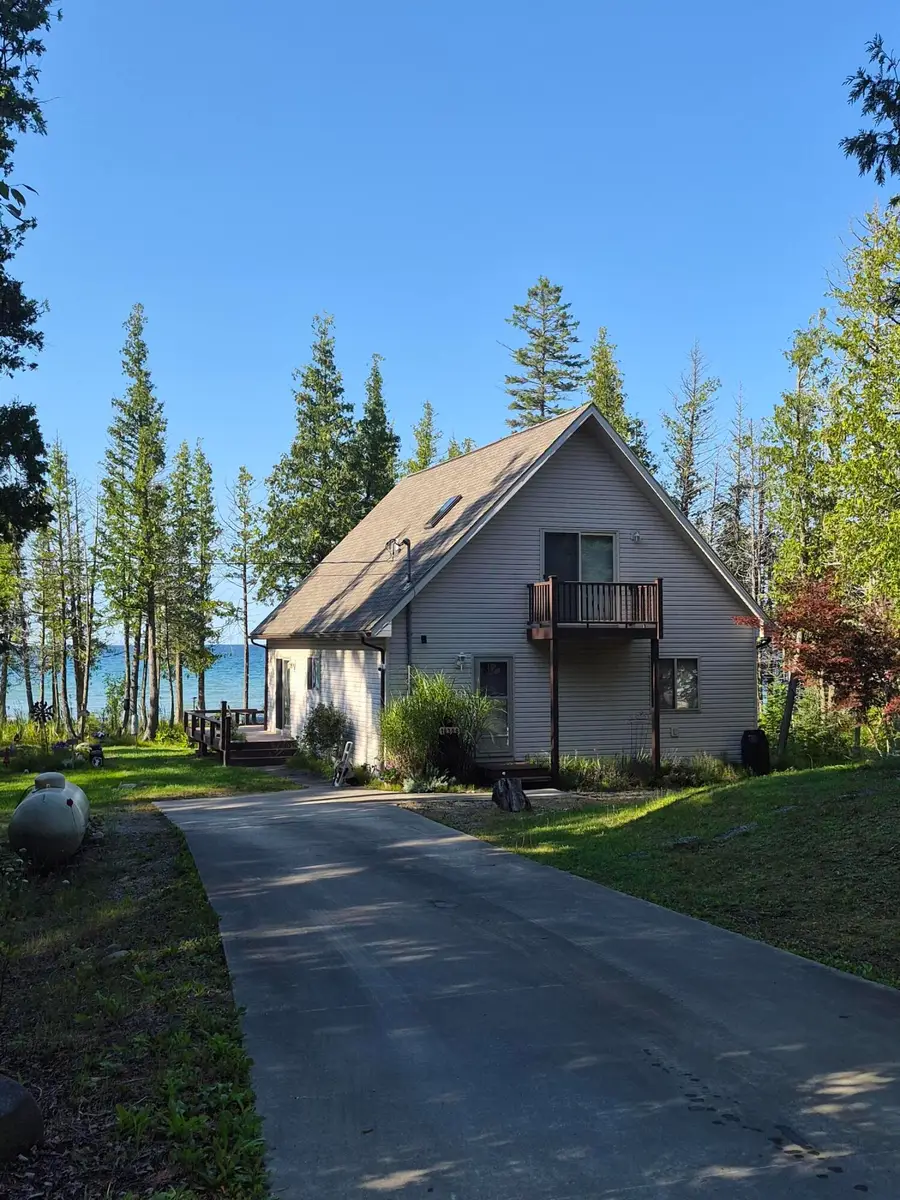 10306 Raven Drive, Ocqueoc, MI 49759 - #2