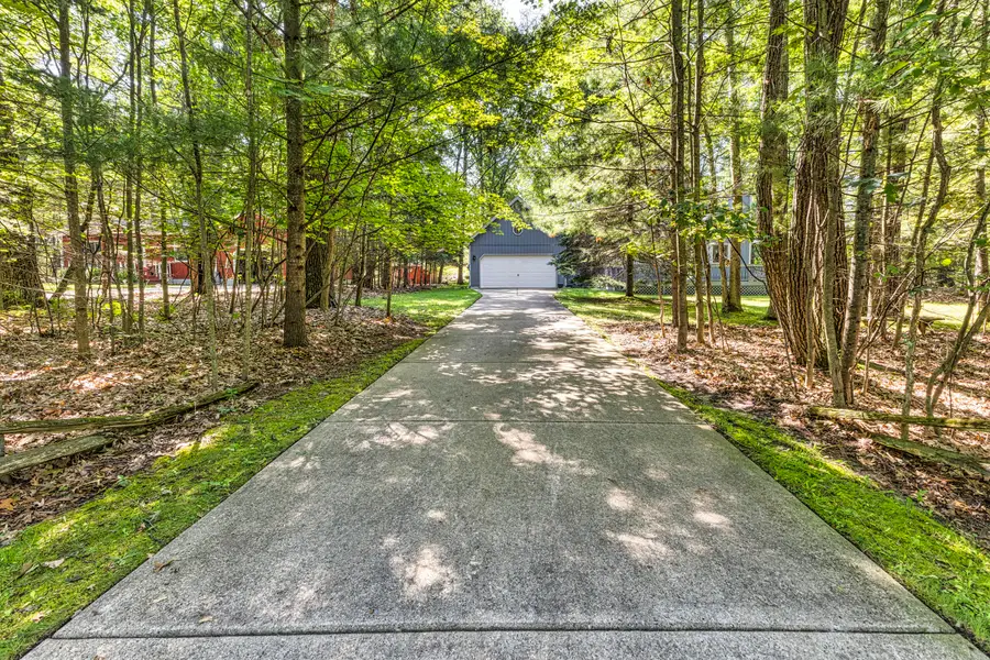 105 Raven Way, Roscommon, MI 48653 - #3
