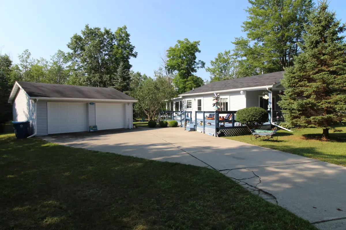 312 Autumn Lane, Roscommon, MI 48653 - #1