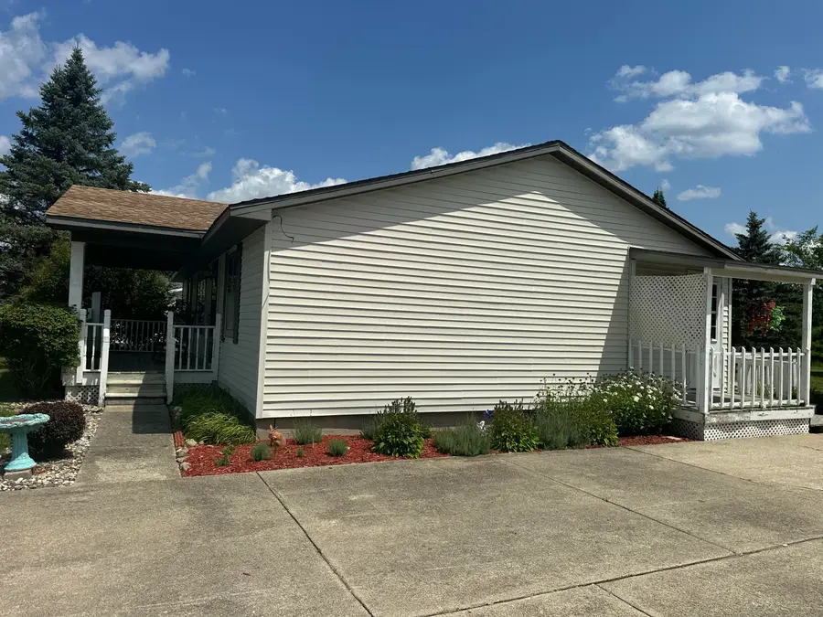 1624 Linksview Way, Gladwin, MI 48624 - #2