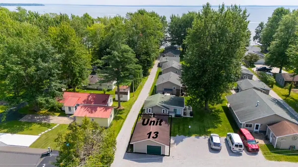 7571 E Houghton Lake Drive, Houghton Lake, MI 48629