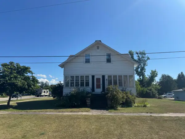 201 W Sinclair Street, Mackinaw City, MI 49701