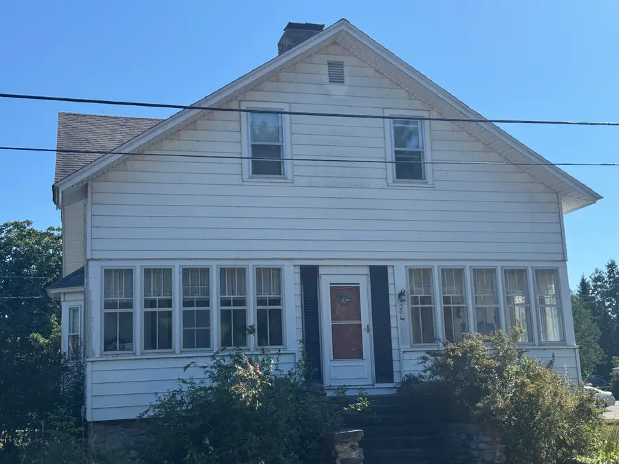201 W Sinclair Street, Mackinaw City, MI 49701 - #3