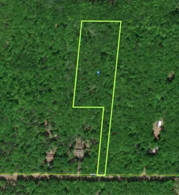Par E-2 W Pinewood Drive, Roscommon, MI 48653