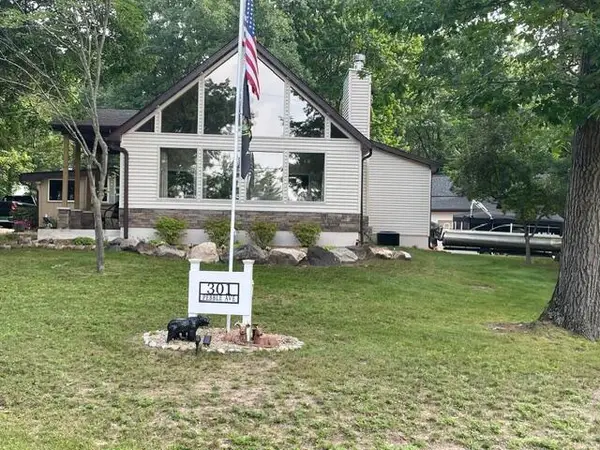 301 Pebble Avenue, Roscommon, MI 48653