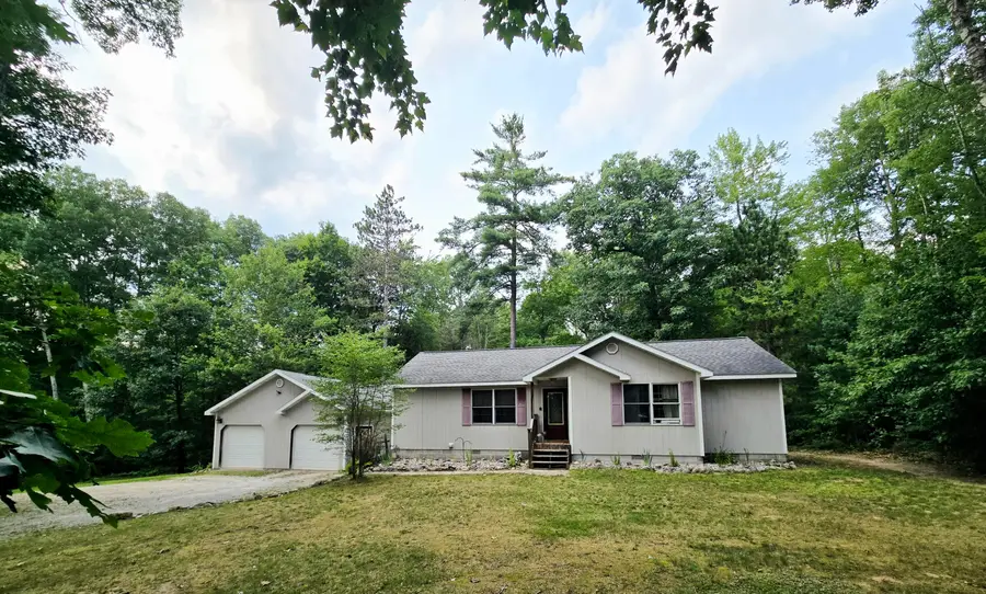 9535 E Sunset Drive, Roscommon, MI 48653 - #3