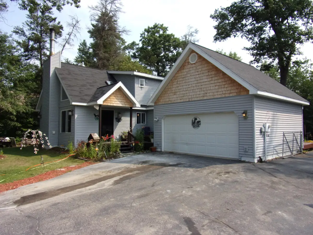 11351 Burton Way, Roscommon, MI 48653 - #1
