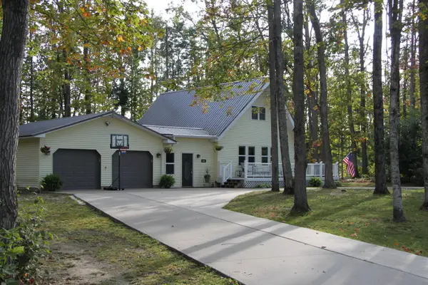 1685 Altorf Strasse, Gaylord, MI 49735