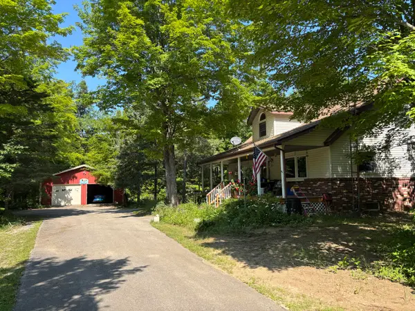 22514 U.s. 23, Presque Isle, MI 49777