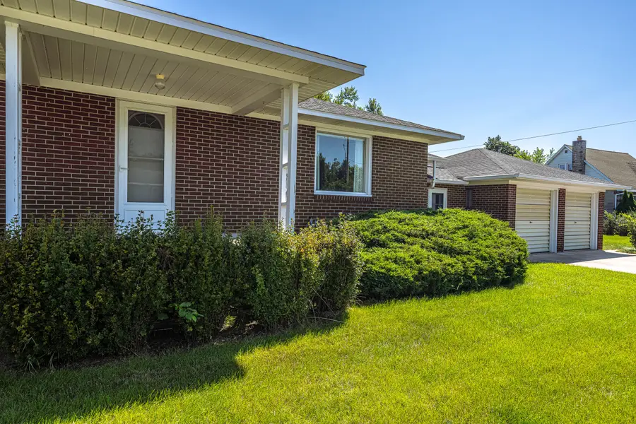 1220 W Washington Avenue, Alpena, MI 49707 - #2