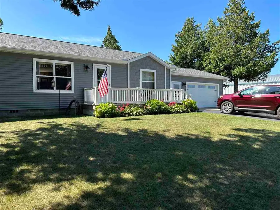 451 Cadillac Street, Mackinaw City, MI 49701 - #2