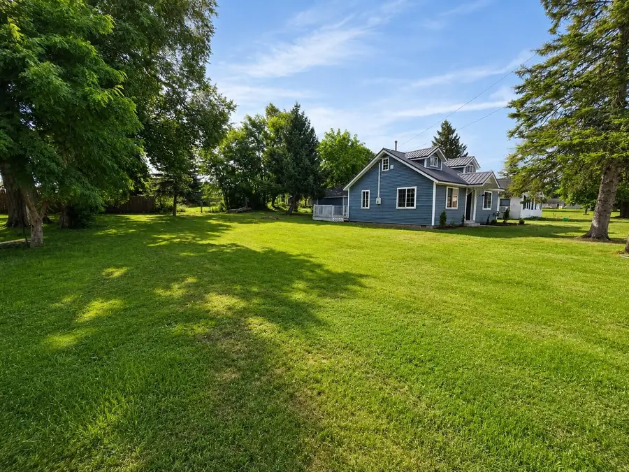 117 Oliver Drive, Houghton Lake, MI 48629 - #3