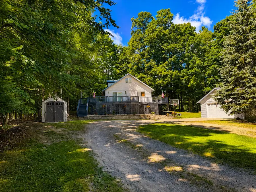 594 Tall Timber Trail, West Branch, MI 48661 - #2