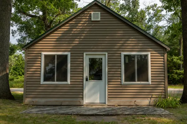 5115 S Straits Highway, Indian River, MI 49749