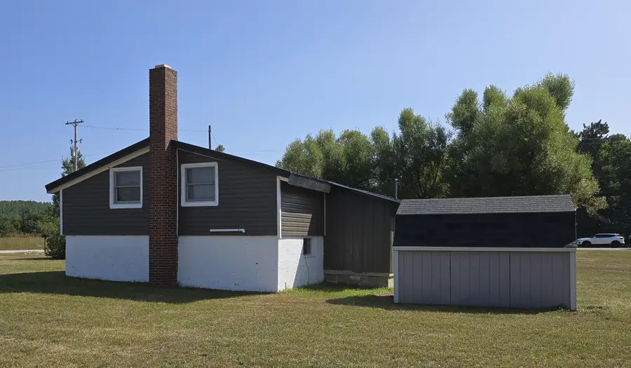 9980 Old Us Highway 27, Vanderbilt, MI 49795 - #3