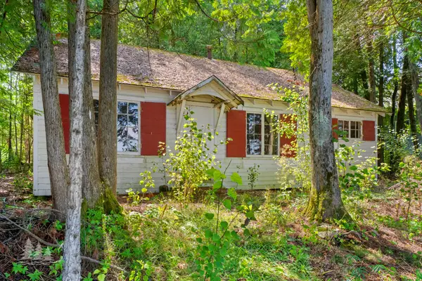 2262 Verlinden Drive, Cheboygan, MI 49721