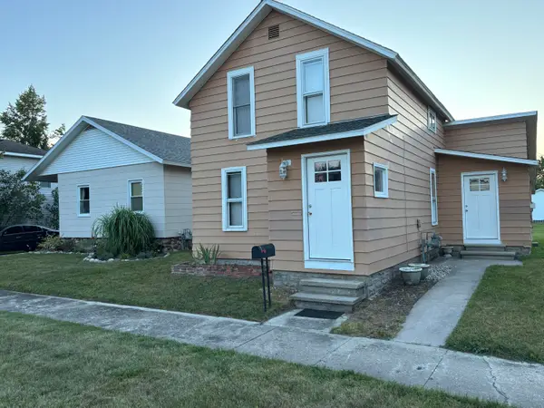 224 S D Street, Cheboygan, MI 49721