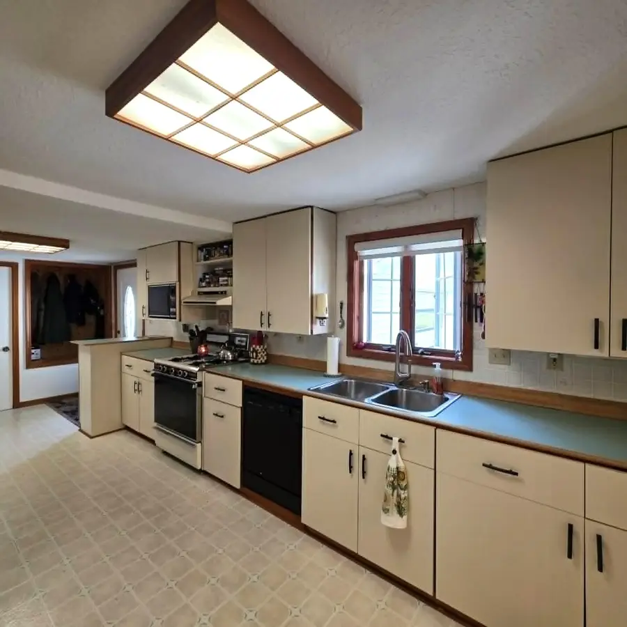 1157 W Hamilton Road, Alpena, MI 49707 - #2