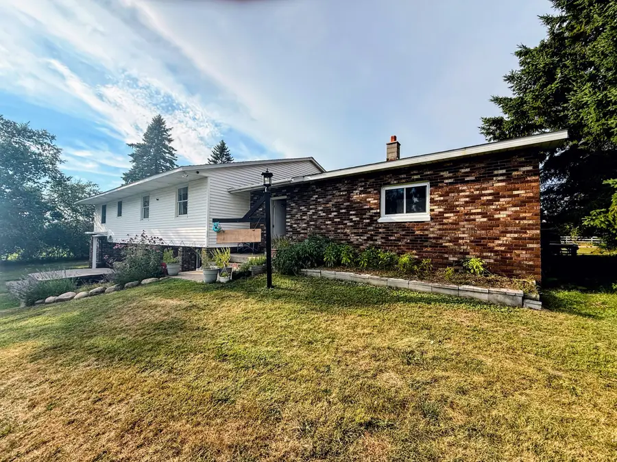 2364 Vanyea Road, Cheboygan, MI 49721 - #2