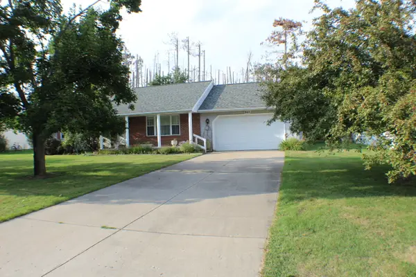 905 Schreur Street, Gaylord, MI 49735
