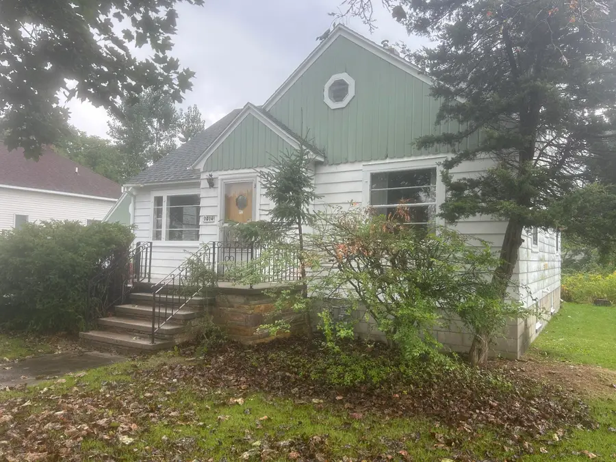 1016 South First Avenue, Alpena, MI 49707 - #3
