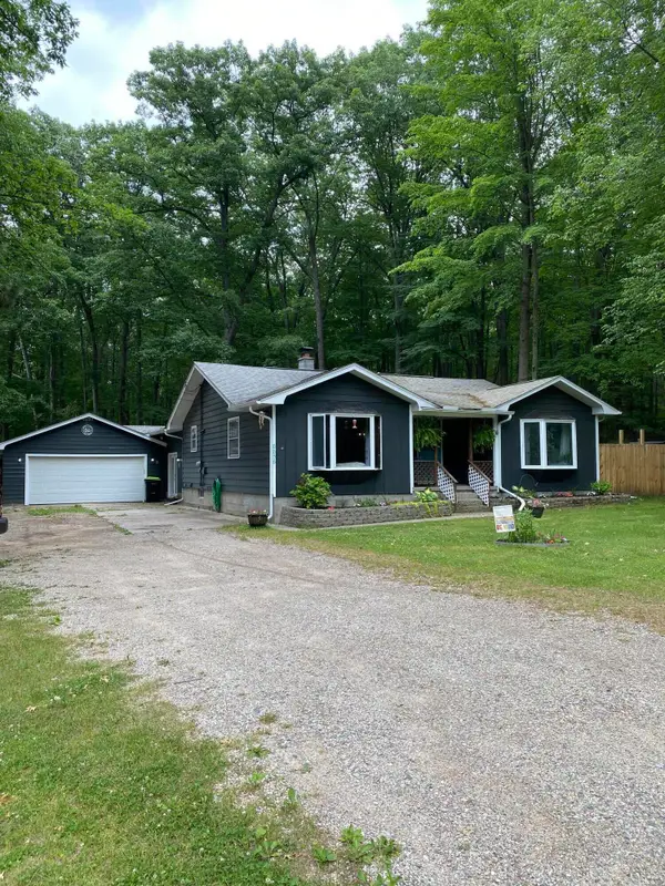 8856 N Loxley Road, Roscommon, MI 48653
