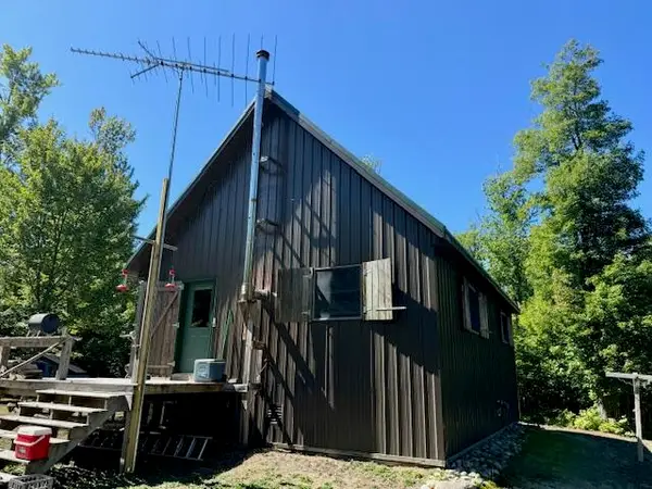 39424 W Copperhead Road, Paradise, MI 49768