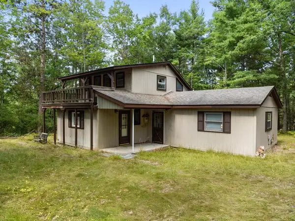 6460 White Road, Indian River, MI 49749