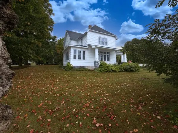 118 S 5th Street, Crystal Falls, MI 49920
