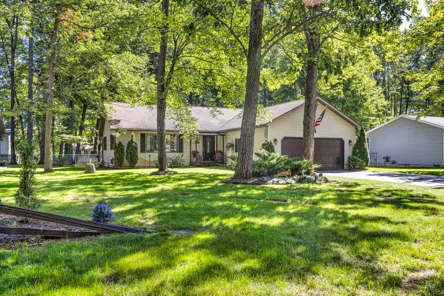 410 Chippewa Trail, Prudenville, MI 48651 - #2