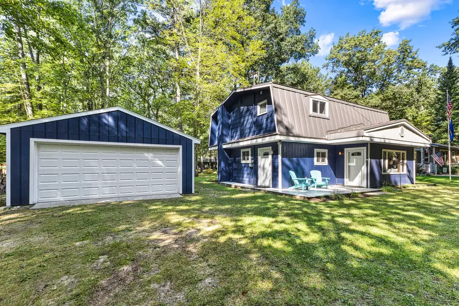 109 Clyde Street, Roscommon, MI 48653 - #2