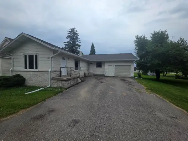 10901 Center Avenue, Posen, MI 49776