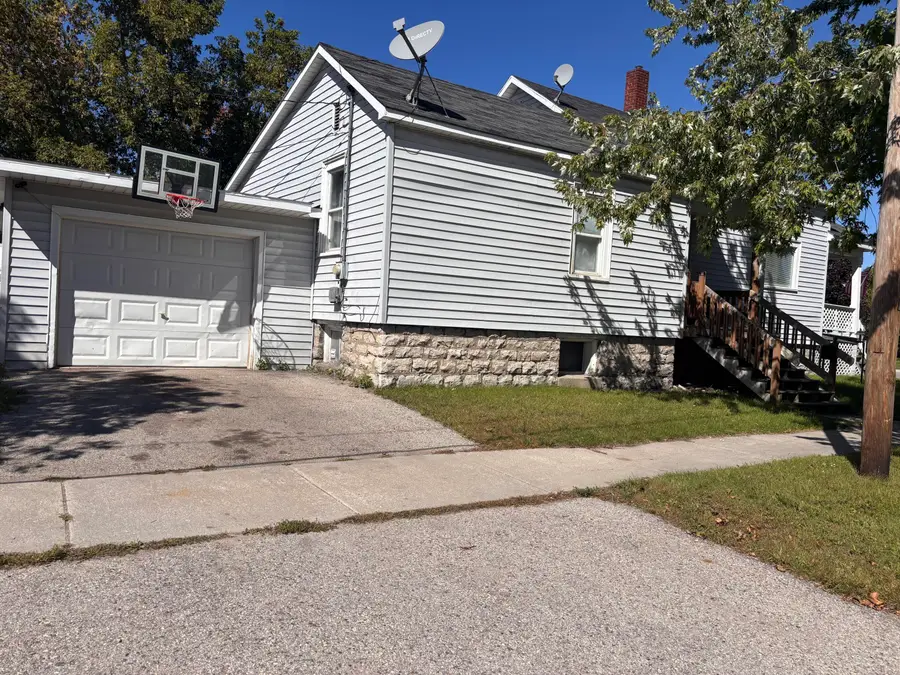 400 W Miller Street, Alpena, MI 49707 - #3
