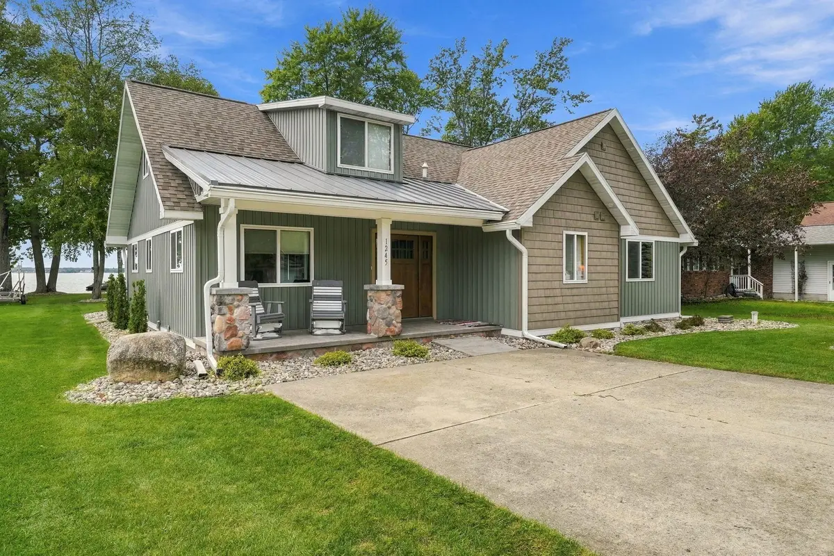 1245 Long Point Drive, Houghton Lake, MI 48629 - #1