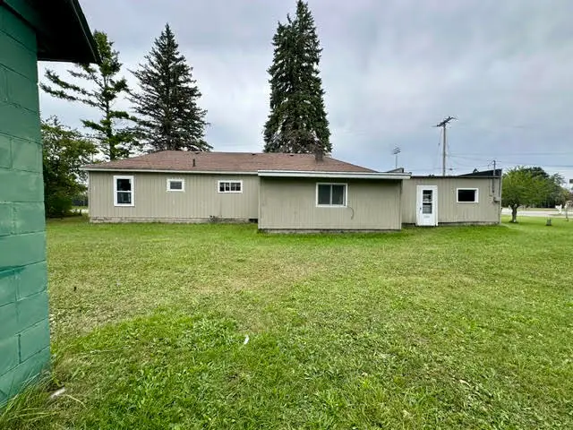 950 Locust Street, Cheboygan, MI 49721 - #2