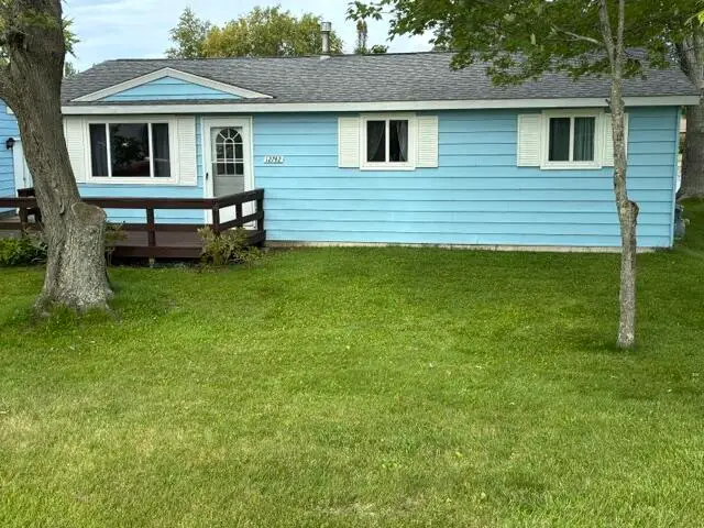 12742 E Houghton Lake Drive, Houghton Lake, MI 48629 - #3