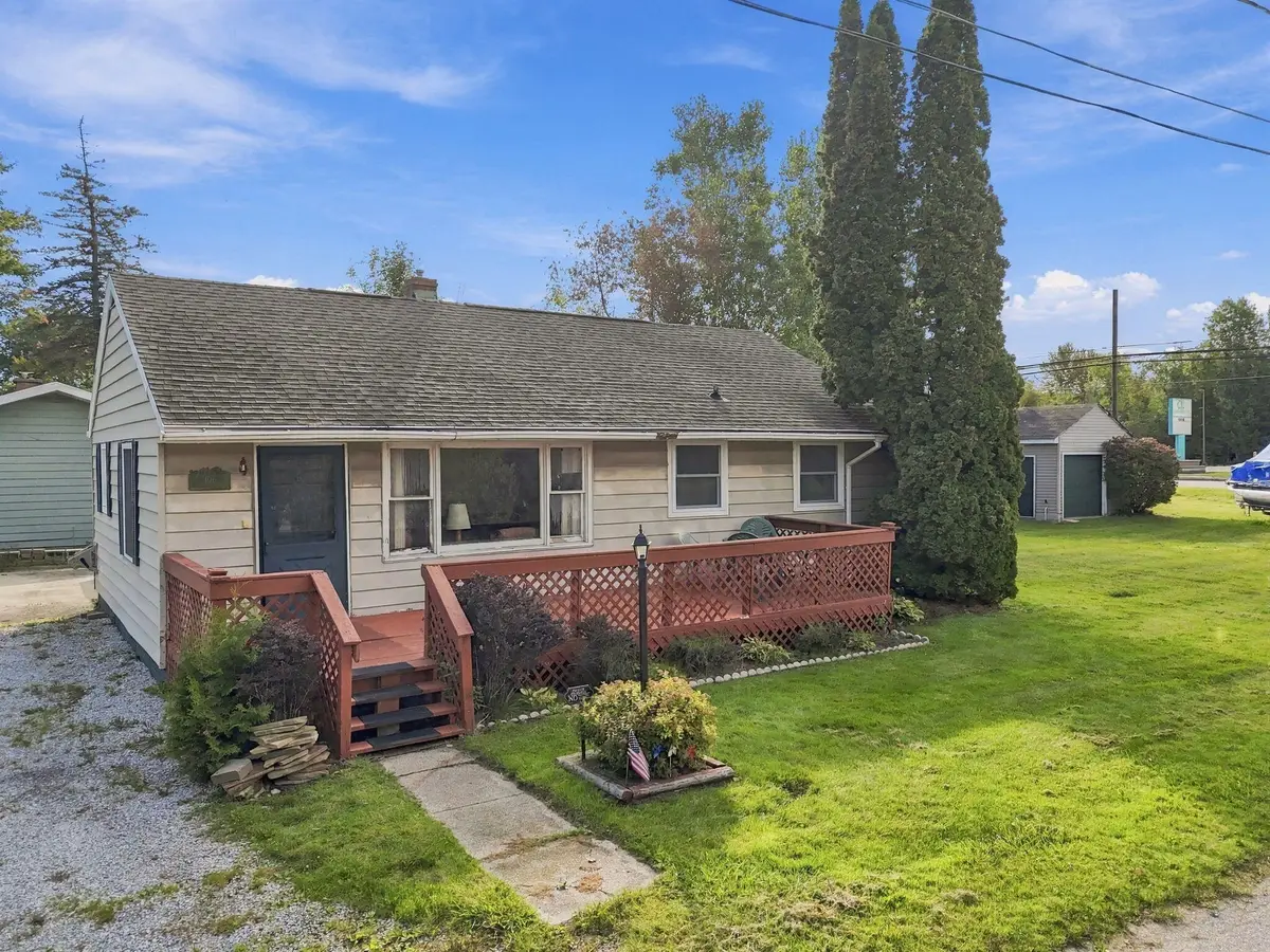 106 9th Street, Prudenville, MI 48651 - #1