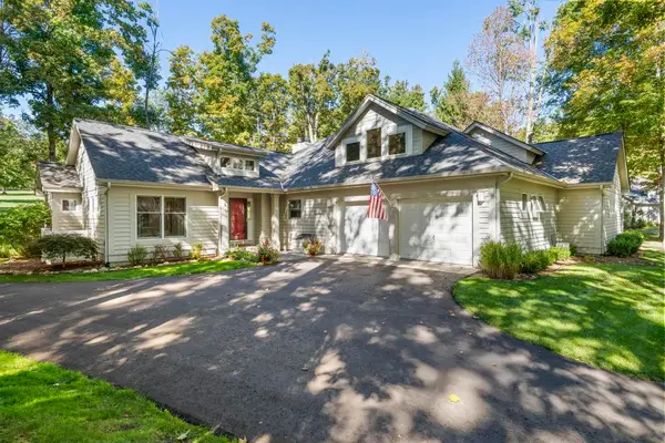 5186 Greystone Court, Harbor Springs, MI 49740