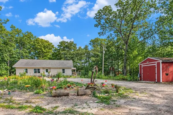 7693 S Straits Highway, Indian River, MI 49749