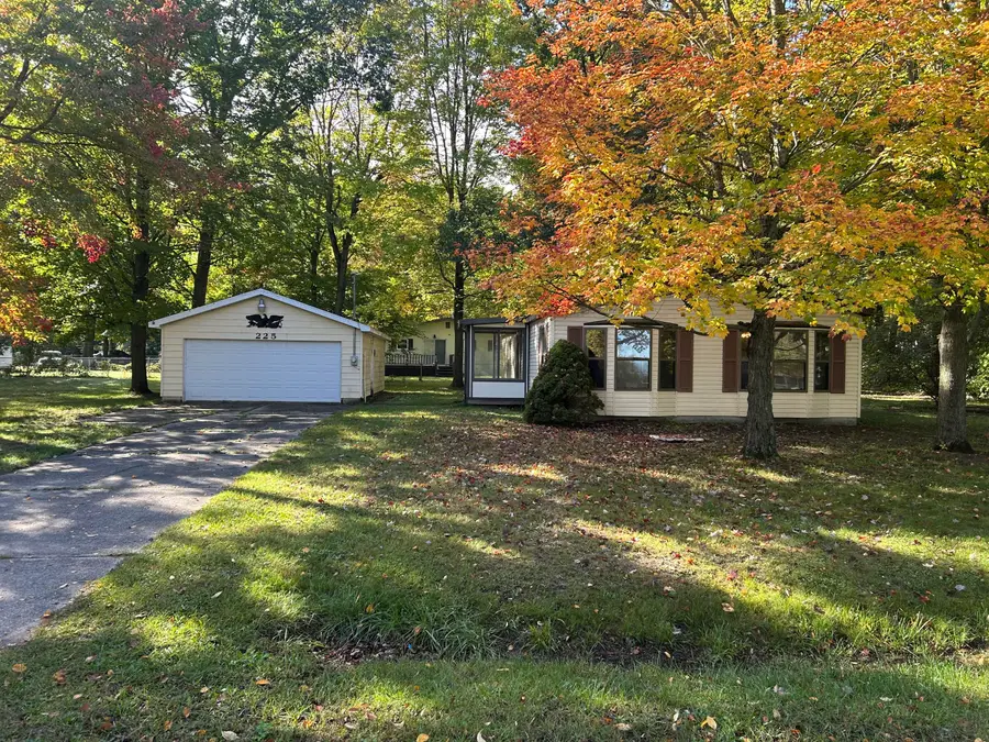 225 Kennedy Road, Houghton Lake, MI 48629 - #2