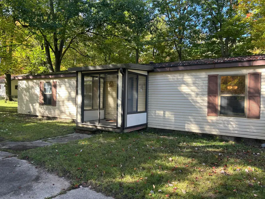225 Kennedy Road, Houghton Lake, MI 48629 - #3