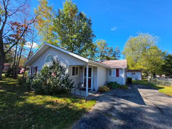 1575 Dartmouth Road, St. Helen, MI 48656